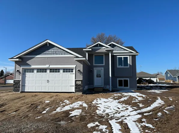 380 18th Street Ct NW, Sauk Rapids, MN 56379