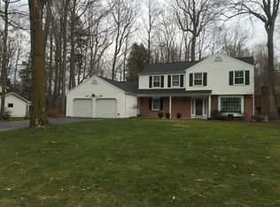1230 Stockbridge Rd, Webster, NY 14580
