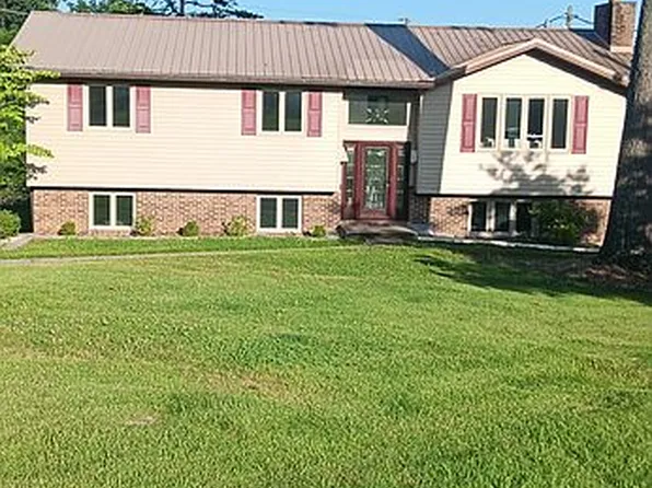 1224 Kingston Ct, Kingsport, TN 37660