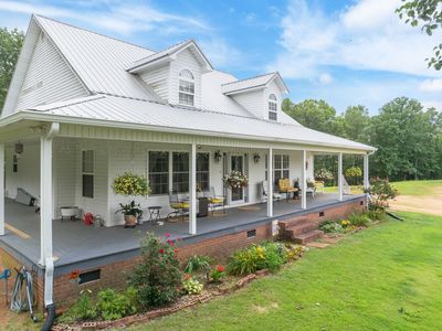 1401 Camper Rd, Decaturville, TN, 38329