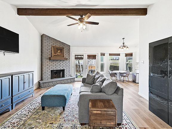 5th image of 5610 Fence Row