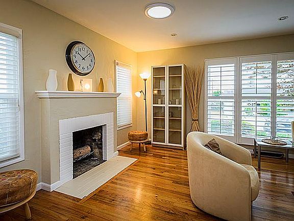 5th image of 3902 Donner Street