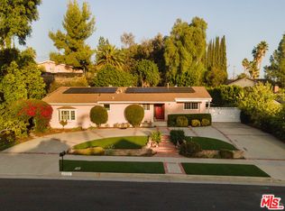 8510 Capistrano Ave, Canoga Park, CA 91304