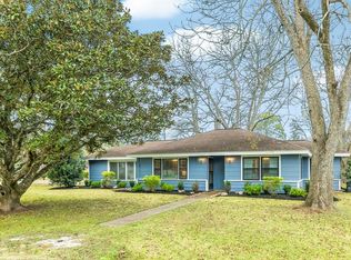 702 Blair St, West Columbia, TX 77486
