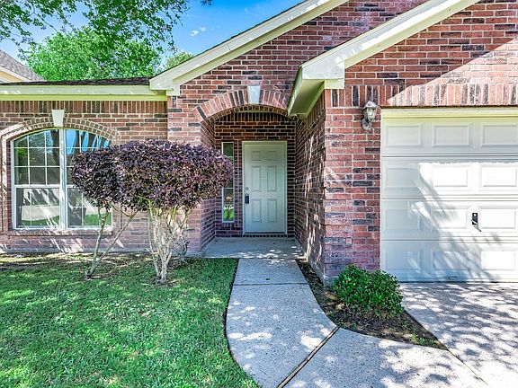 4th image of 25131 Pepper Ridge Ln