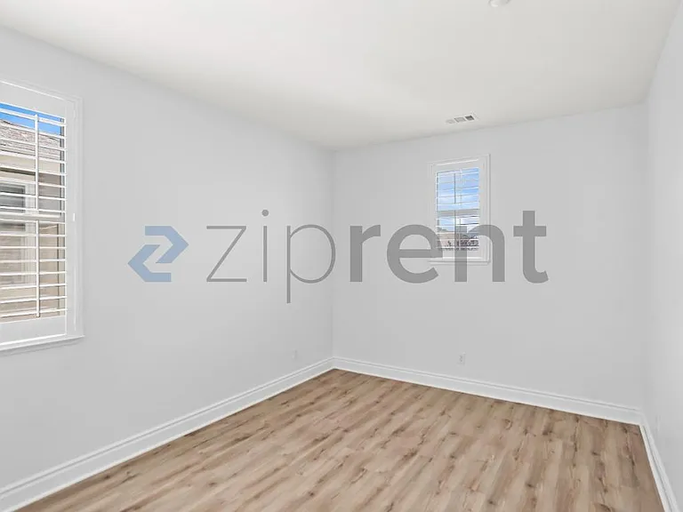 741 Tennyson Dr — Photo 19