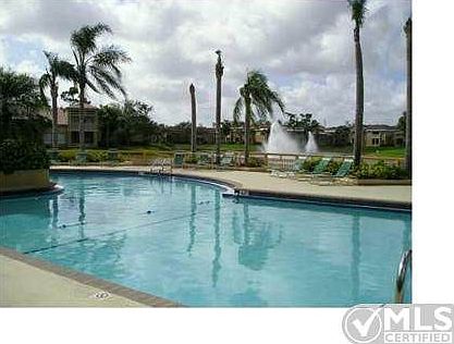 2nd image of 4751 Via Palm Lck APT 407