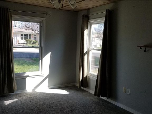 4th image of 3208 Marys Ln