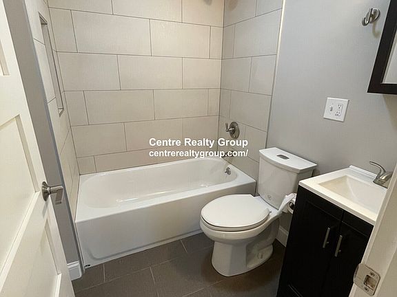 4th image of 124 Berkshire St APT 4