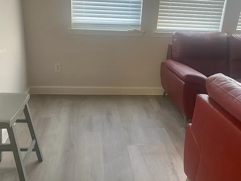 1916 Silver Leaf Dr — Photo 6