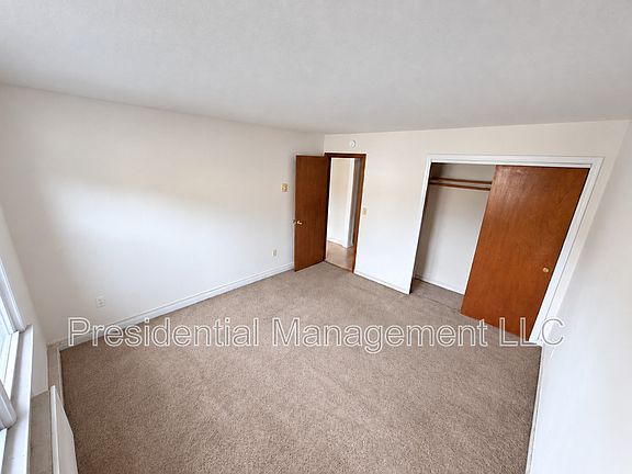 5th image of 34 Royal Oak Dr #Fe