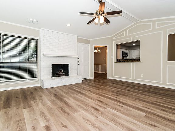 5th image of 504 N Winding Oaks Dr
