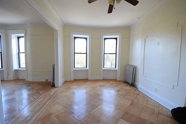 Rented by Rolling Stone Realty LLC | media 16