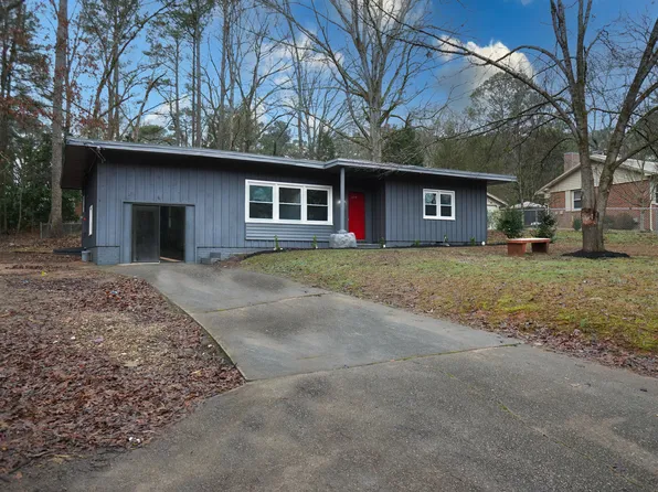 309 Queen Rd, Sanford, NC 27330