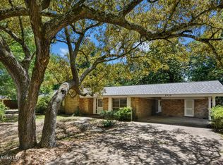 2525 Old Bay Rd, Biloxi, MS 39531