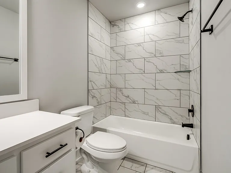14105 Giverny Ave — Photo 21