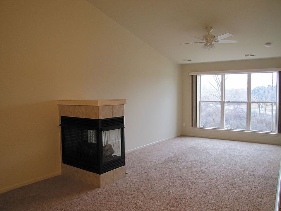 1st image of 3210 Paradise Trl