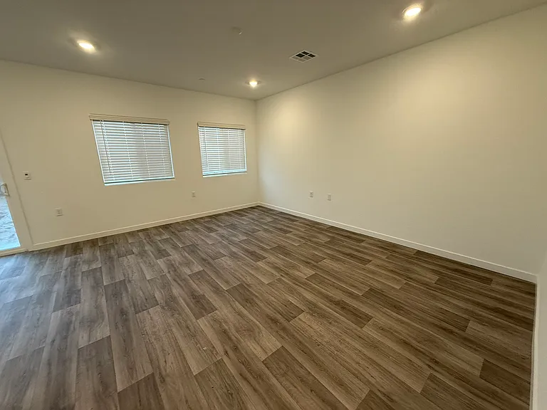 6296 W Ramona Way — Photo 7