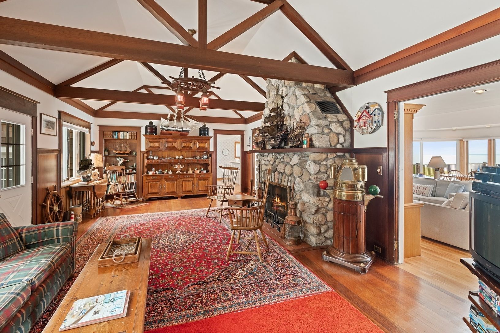 Entry or Bonus Room with fire place