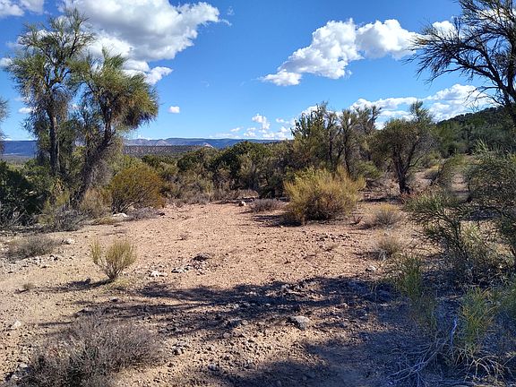 4th image of 3095 N Padre Kino Trl