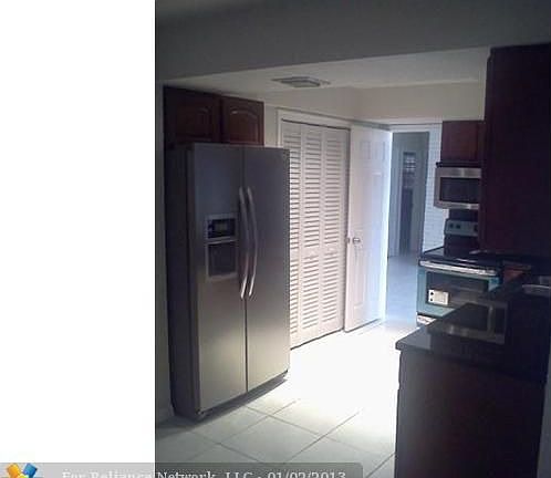 4th image of 3928 E Lake Ter