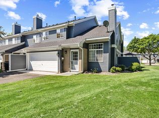 1755 Donegal Dr APT 4, Woodbury, MN 55125