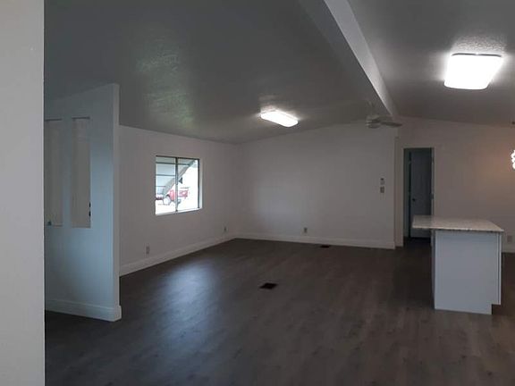 5th image of 5200 28th St N #611