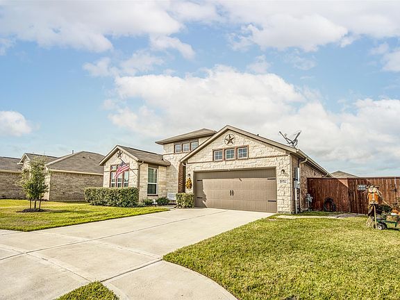3rd image of 7726 Amber Ct