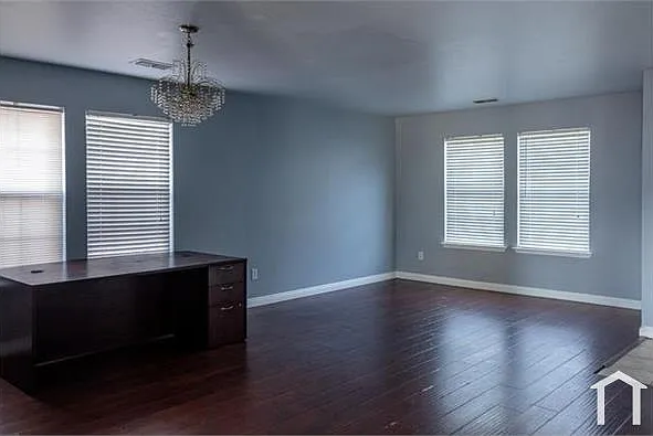 7920 Meadow Spring Ln — Photo 3