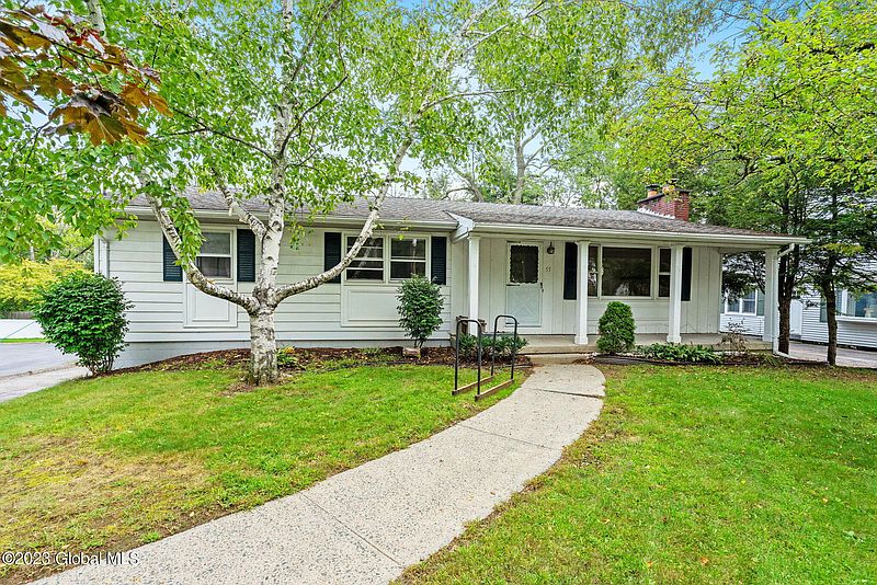 3rd image of 55 Lishakill Road
