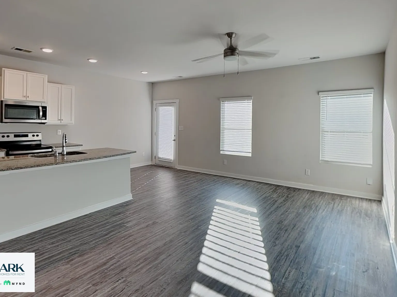4 bed, 2.0 bath, 1574 sqft, $1,779 — Photo 3