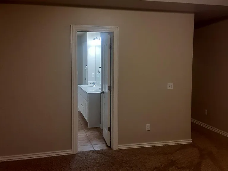 3901 Ashley Ter — Photo 26