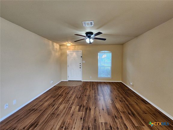 4th image of 240 Ibis Falls Dr