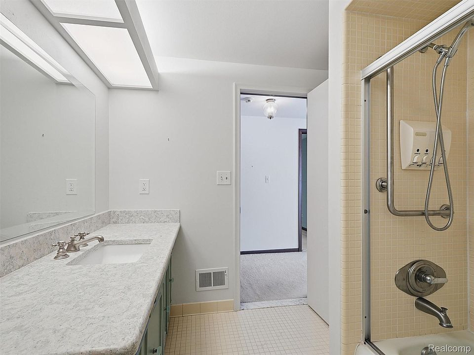 7383 Creek View Ct, photo 26