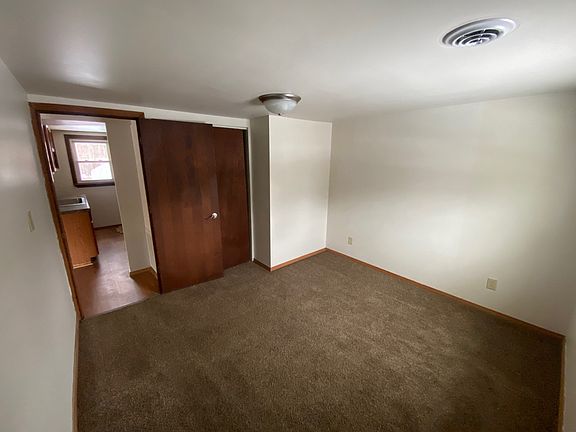 4th image of 5746 Mulberry Ave
