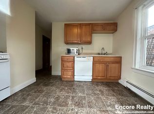 2386 Massachusetts Ave #4, Cambridge, MA 02140