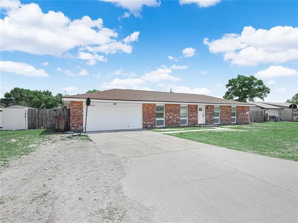 828 Brentwood Dr, Lake Wales, FL 33898