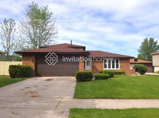 8516 163rd St, Tinley Park, IL 60487
