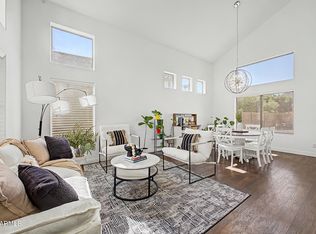 284 W GOLDFINCH Way, Chandler, AZ 85286