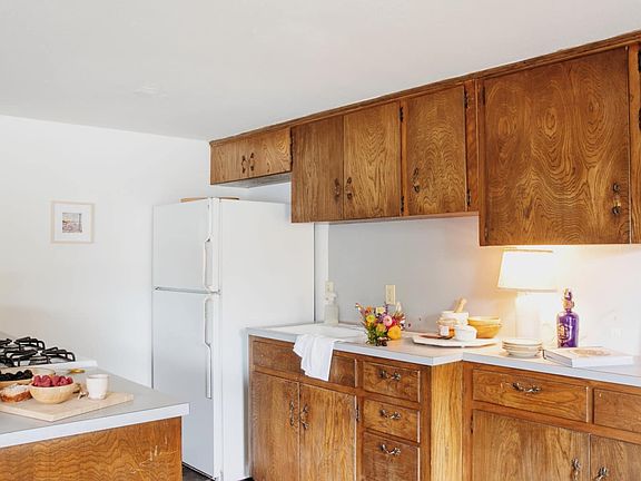 2nd image of 5605 Woodrow Ave APT 2