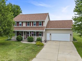 174 Chestnut St, Sauk City, WI 53583