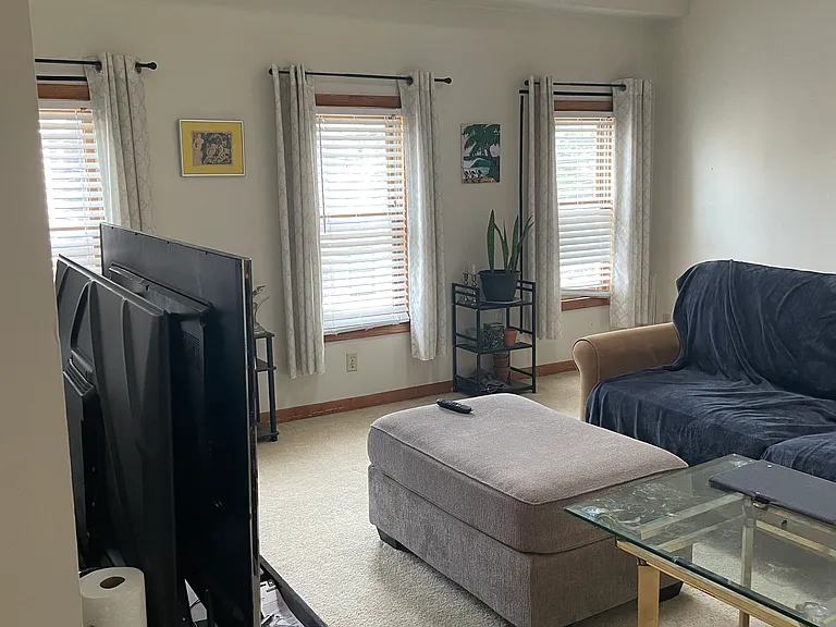 2410 Jane St #2F — Photo 5