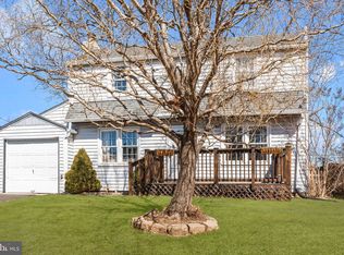 419 Woodlawn Ave, Willow Grove, PA 19090