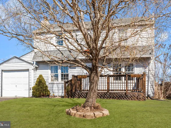 419 Woodlawn Ave, Willow Grove, PA 19090