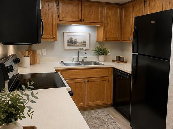 5th image of 5031 Garrison Street #104B