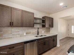 2932 N Castro Ave, Tucson, AZ 85705