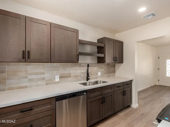 2932 N Castro Ave, Tucson, AZ 85705