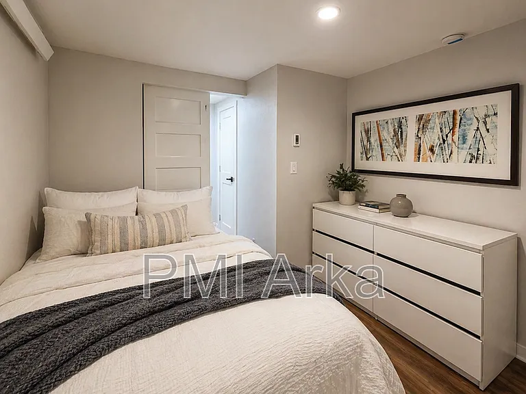 1219 N Allen Pl — Photo 20
