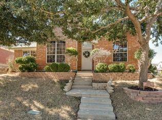 2000 Piedmont Dr, Lewisville, TX 75067
