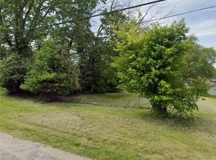 440 Elm St, Mount Zion, IL 62549